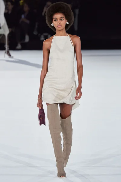 Look 8